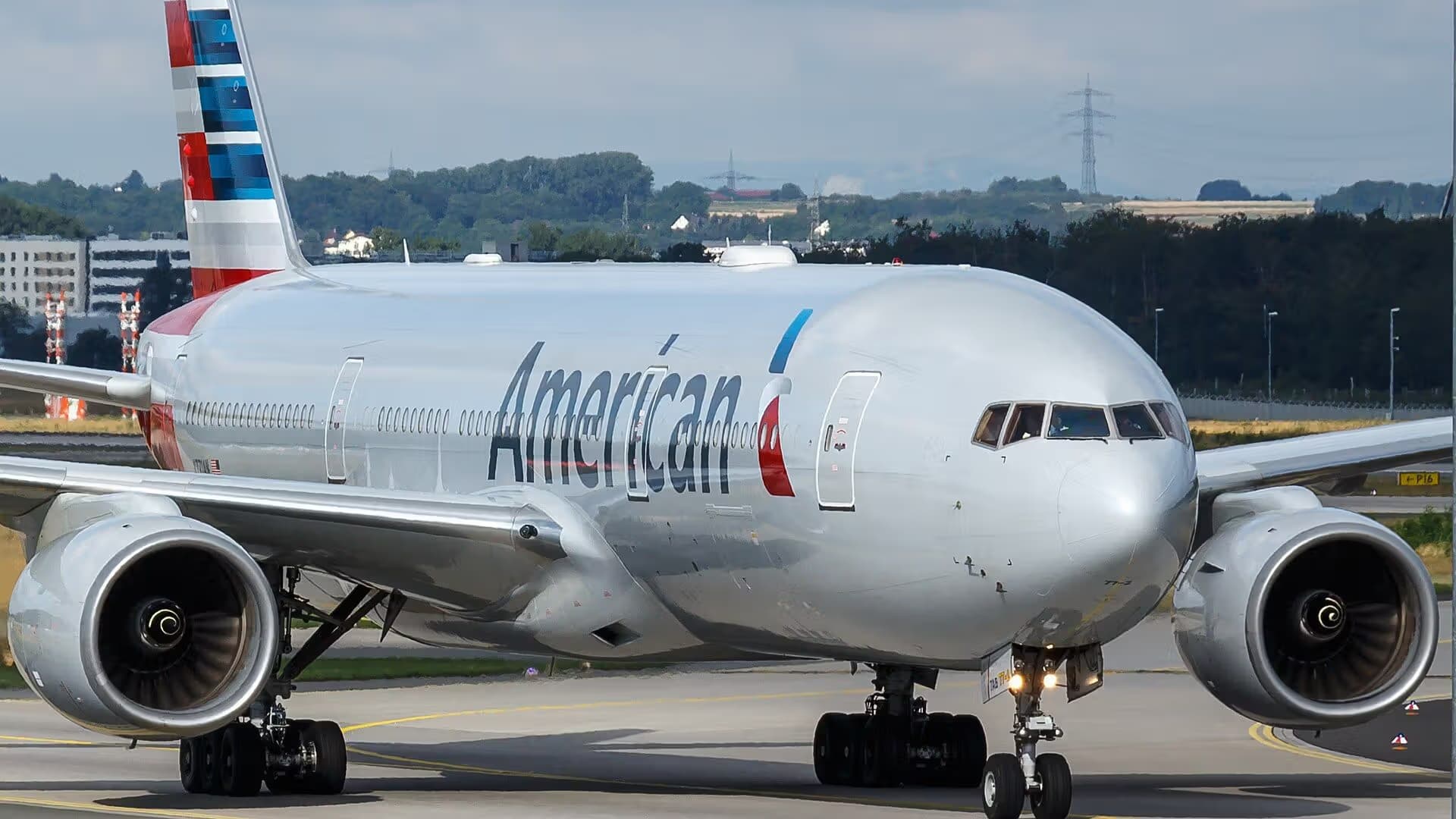 N771AN — Twin-engine aircraft