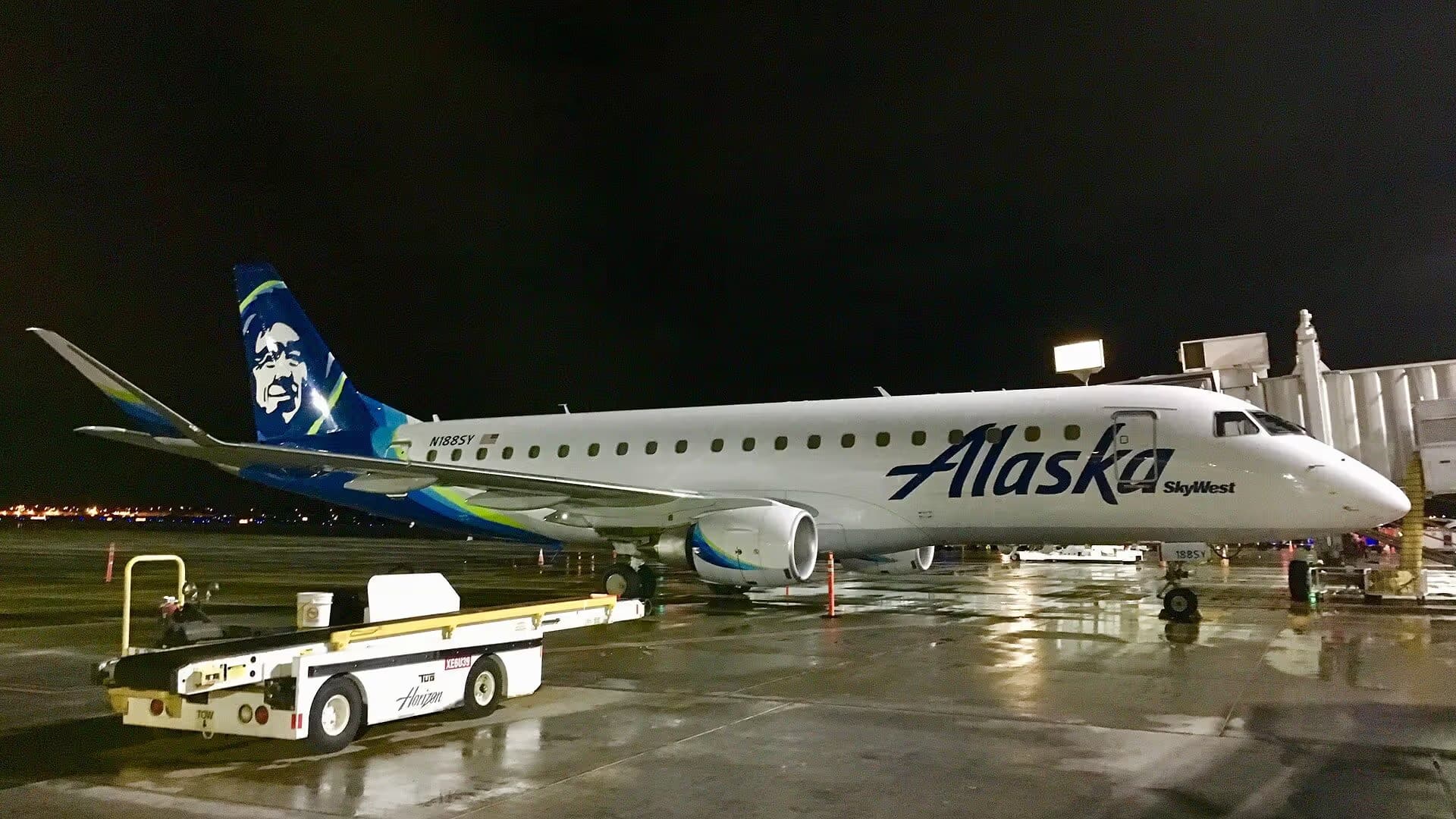 N188SY — Twin-engine aircraft
