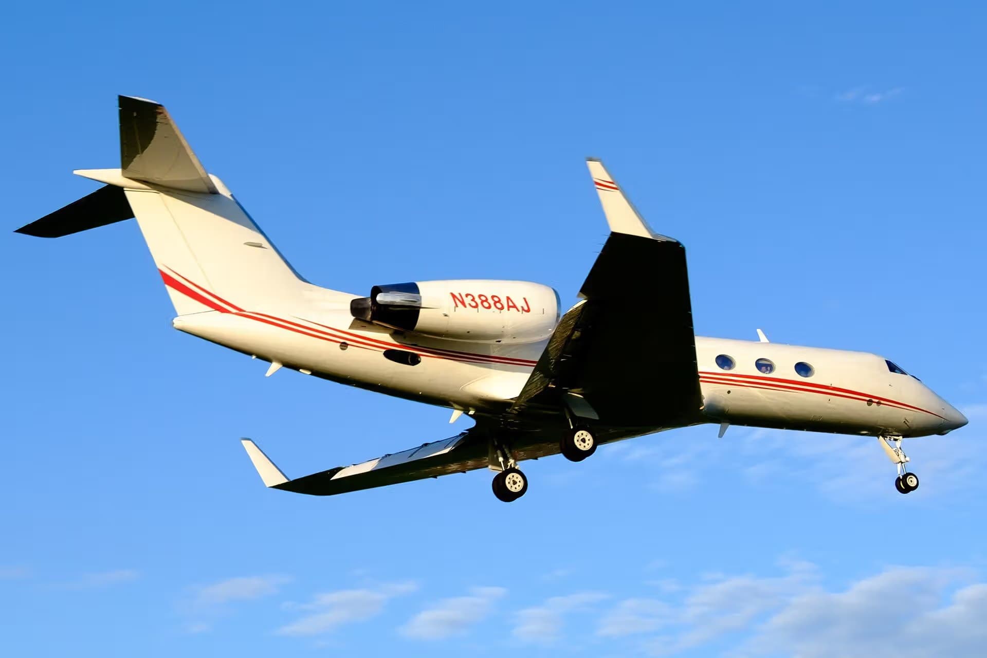 N388AJ — Business jet