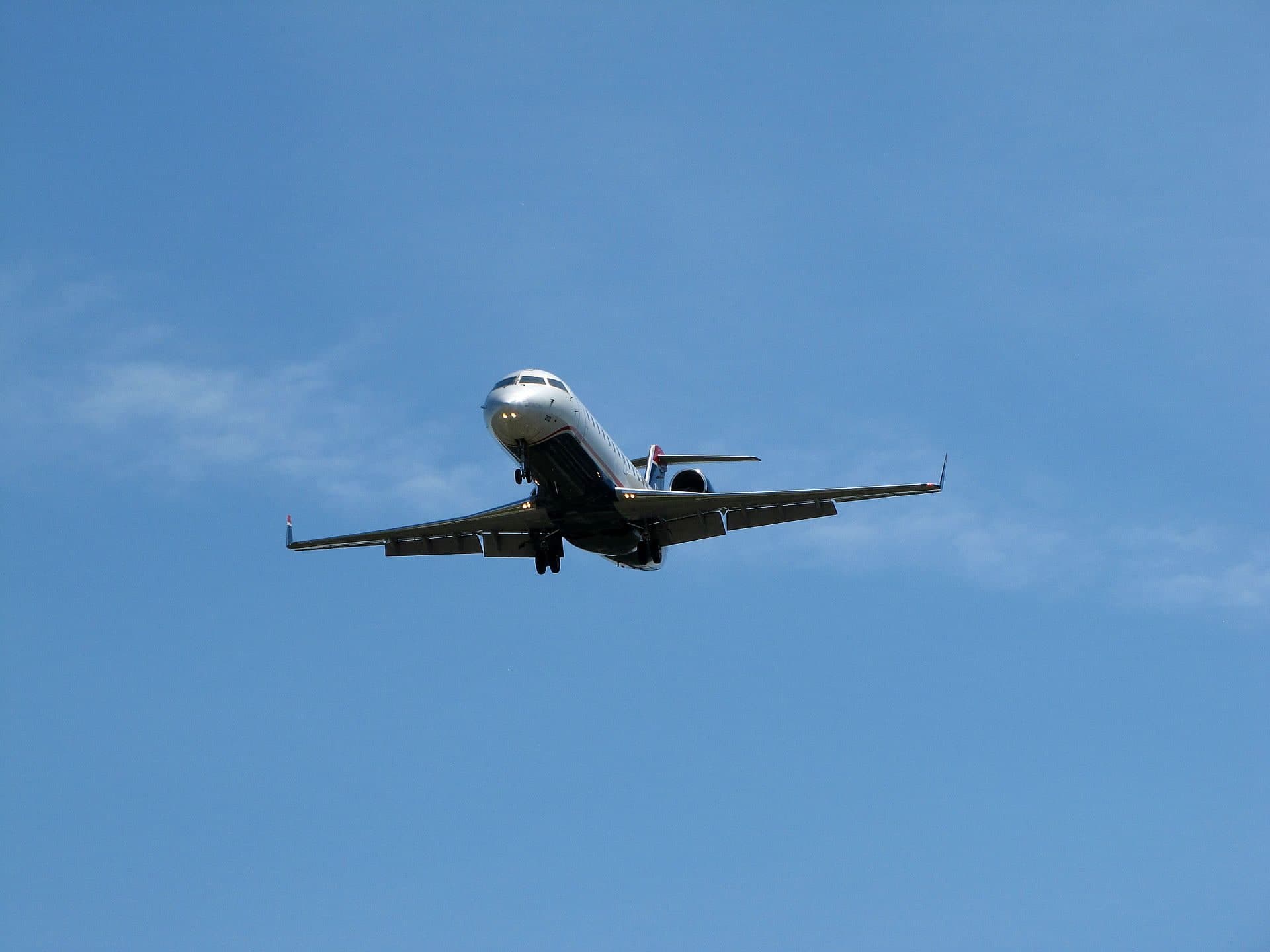N202PS — Twin-engine aircraft