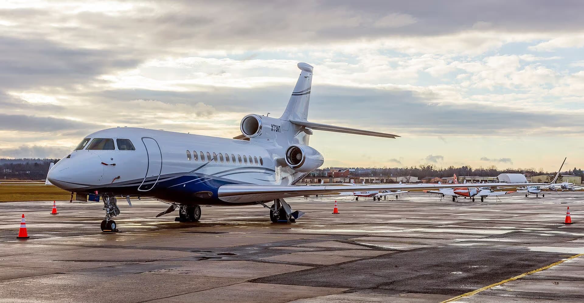 N73KT — Business jet
