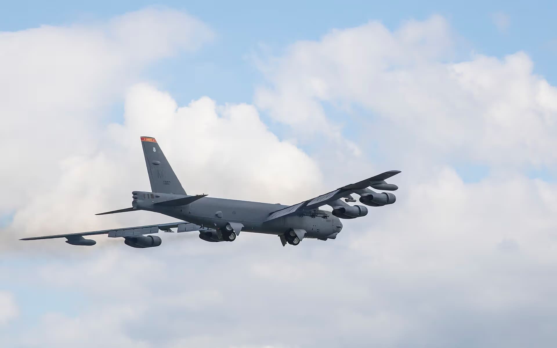 Unidentified — Aircraft