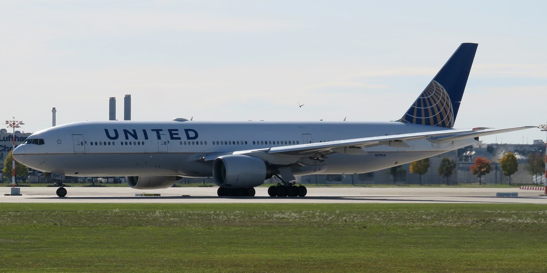 N219UA — Boeing
