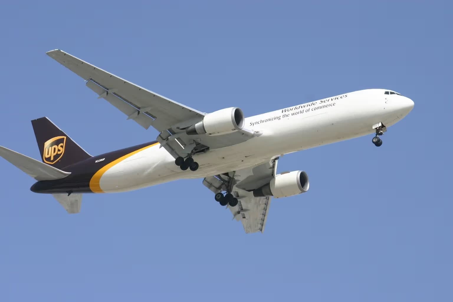 N328UP — Boeing