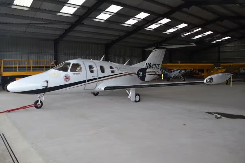N843TE — Business jet