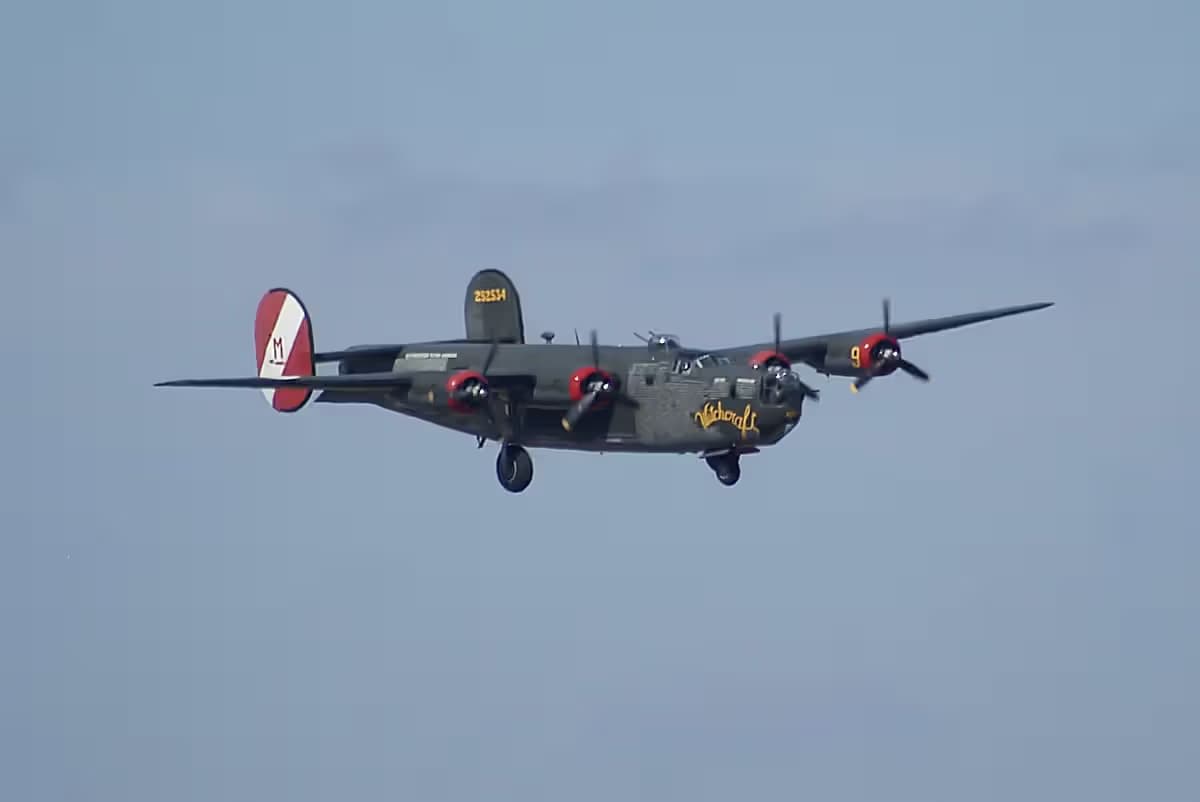 Unidentified — Warbird