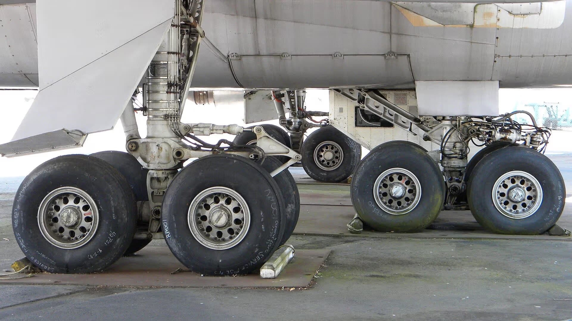 Unidentified — Aircraft