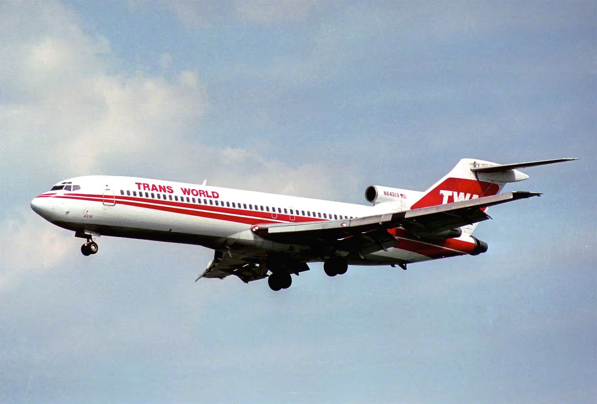 N64319 — Boeing
