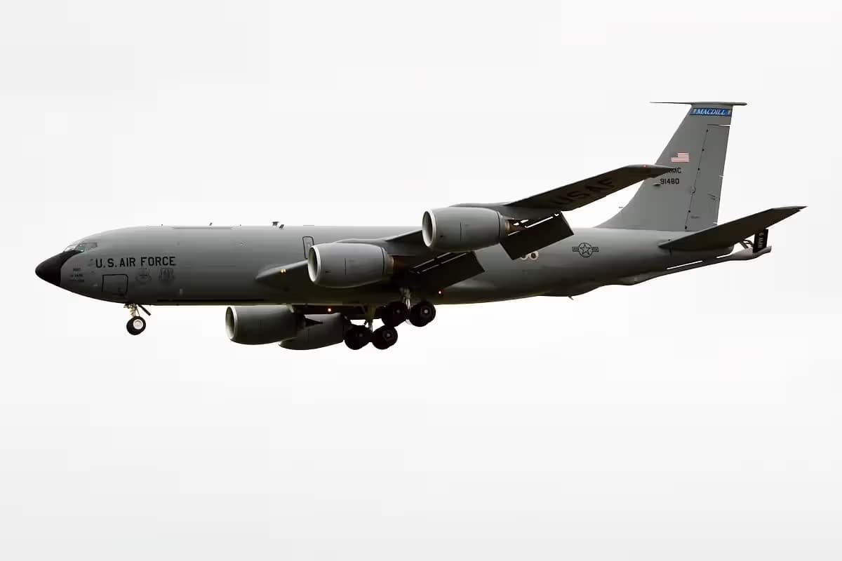 Unidentified — Aircraft