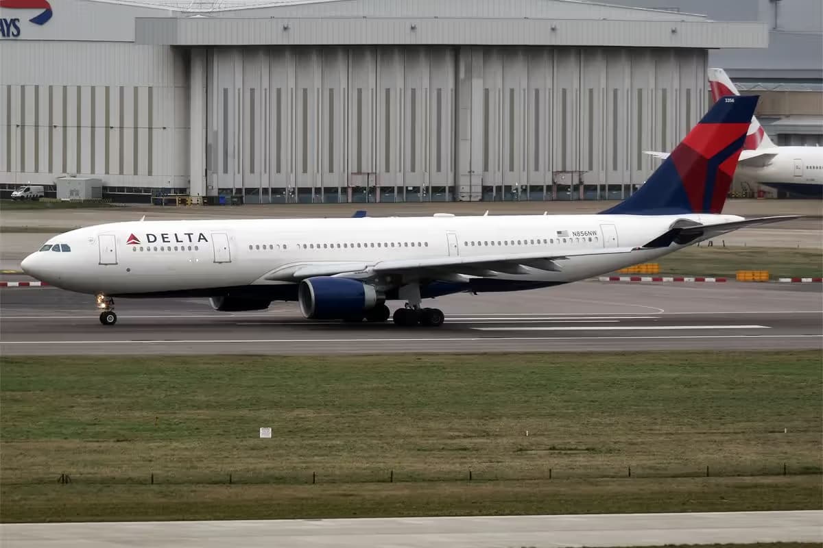 N856NW — Airbus