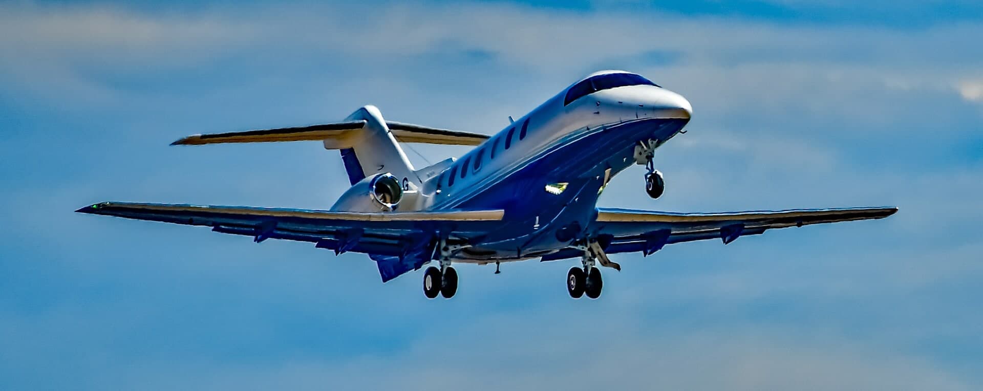 N253DG — Pilatus