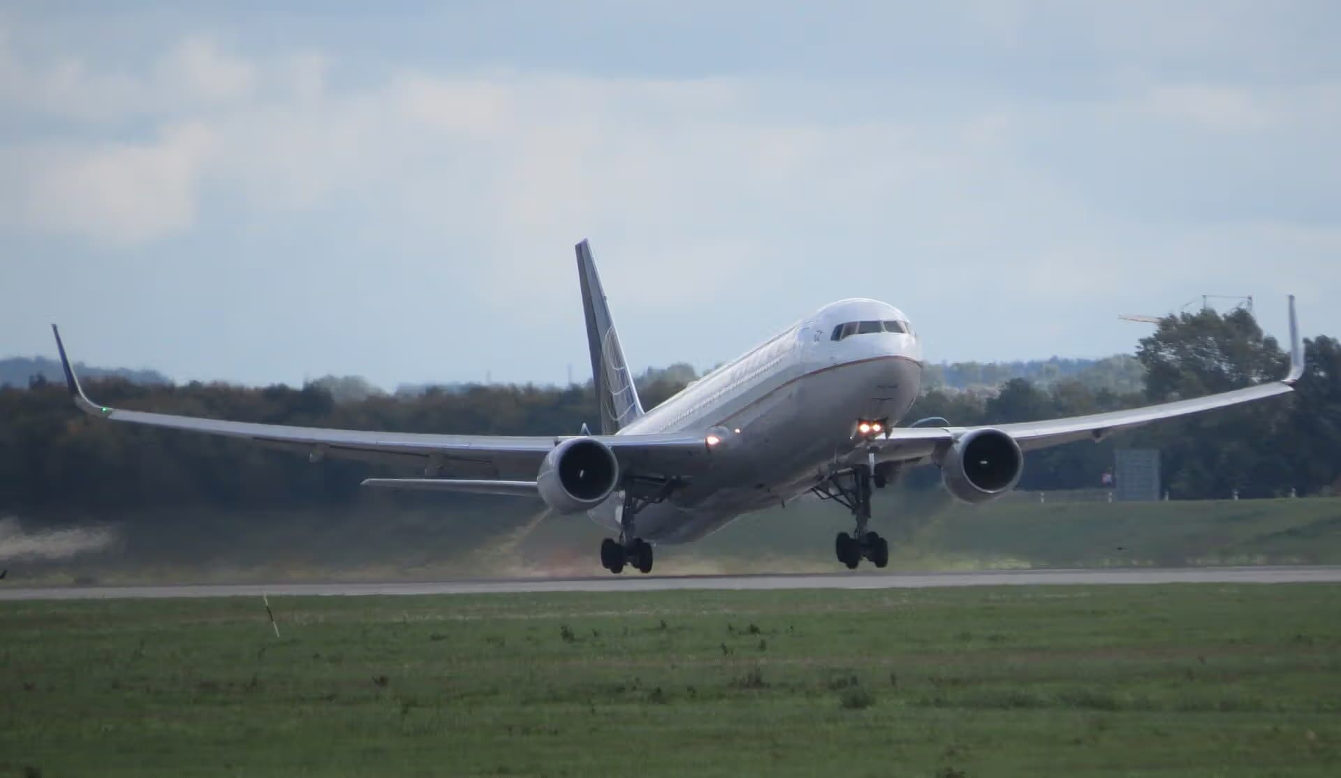N654UA — Boeing at Munich Airport