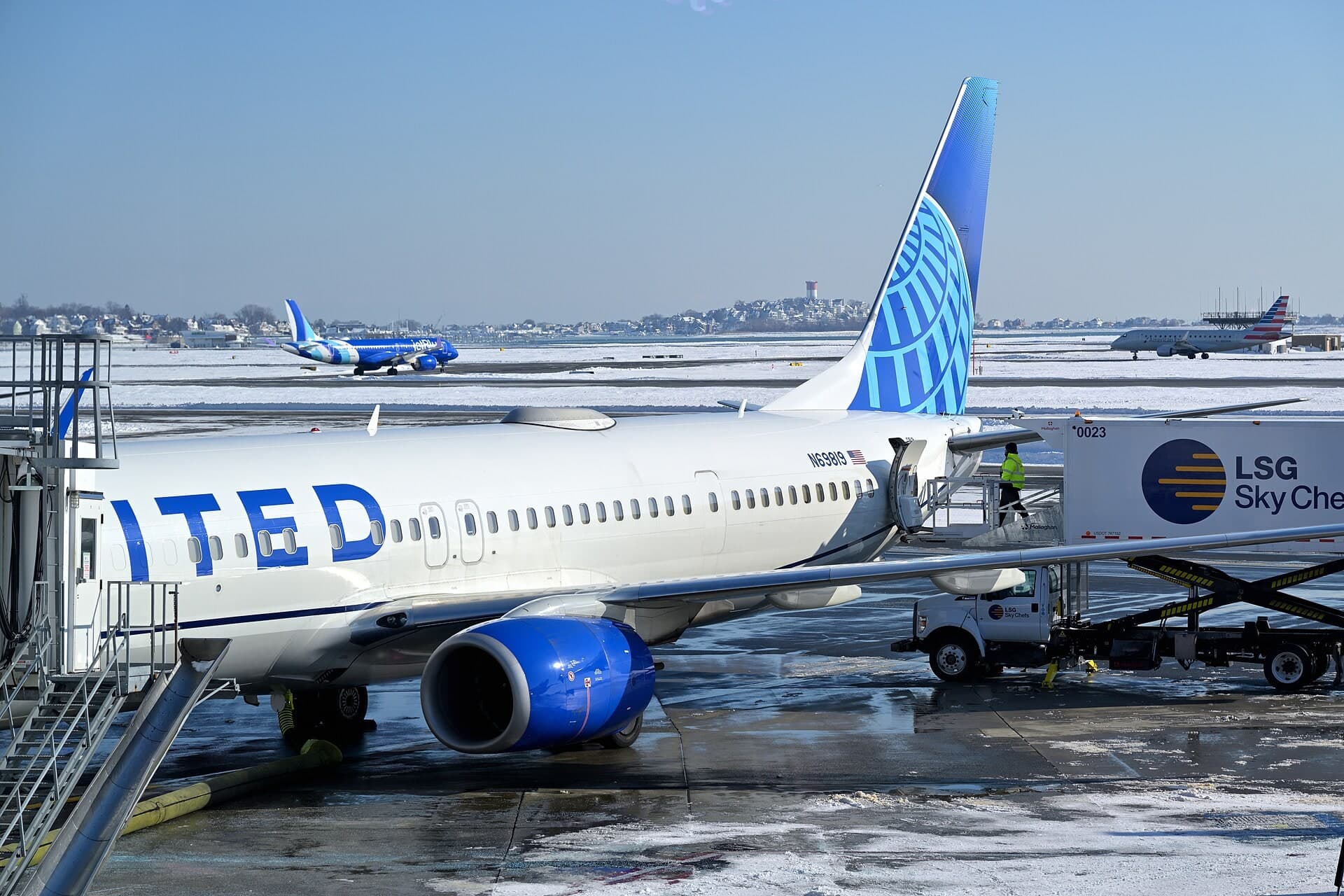 N69819 — Boeing