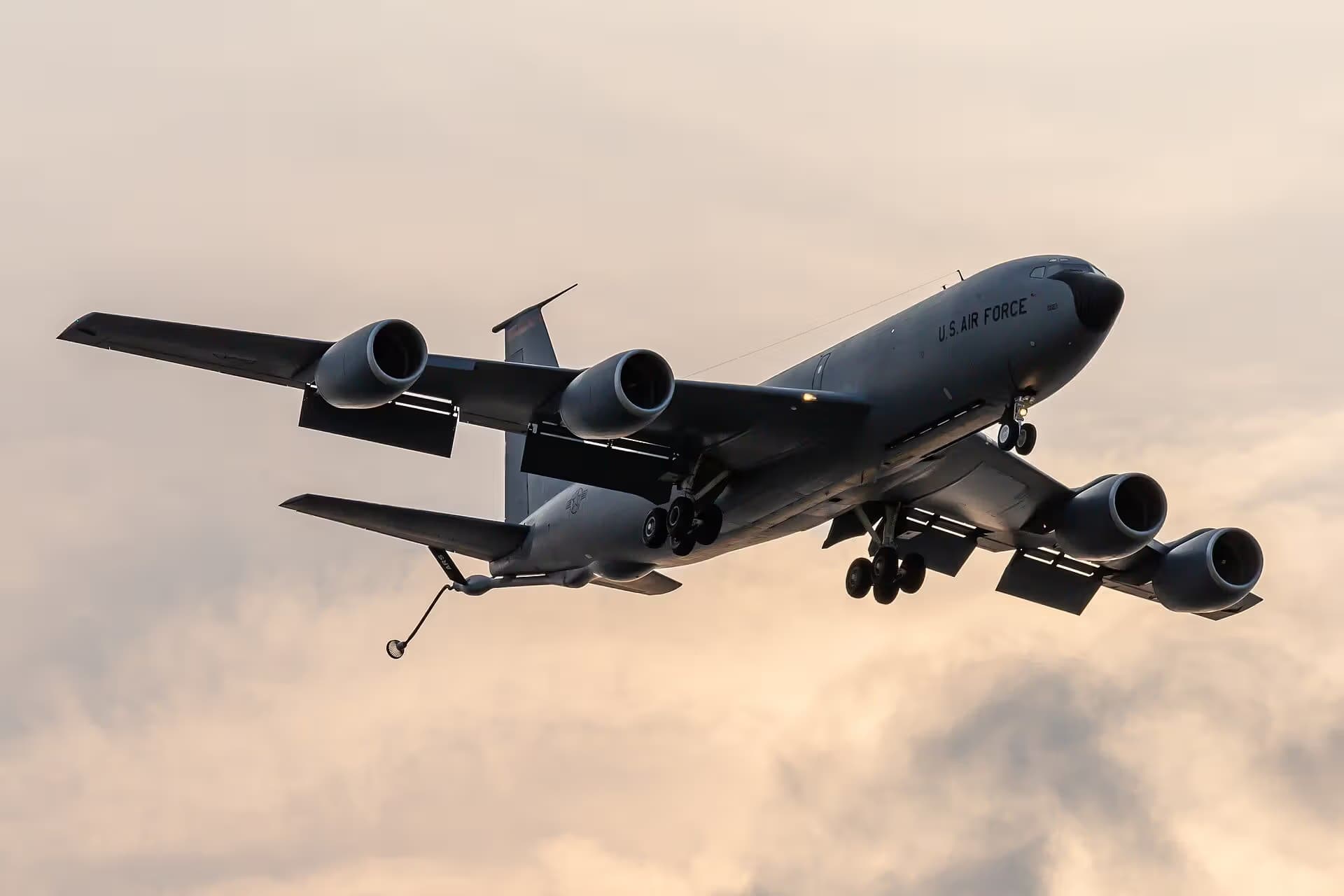 Unidentified — Boeing