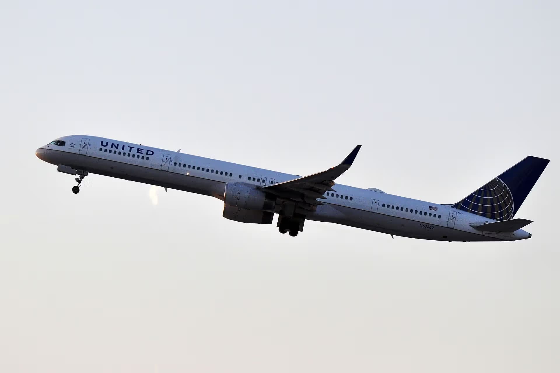 N57862 — Boeing