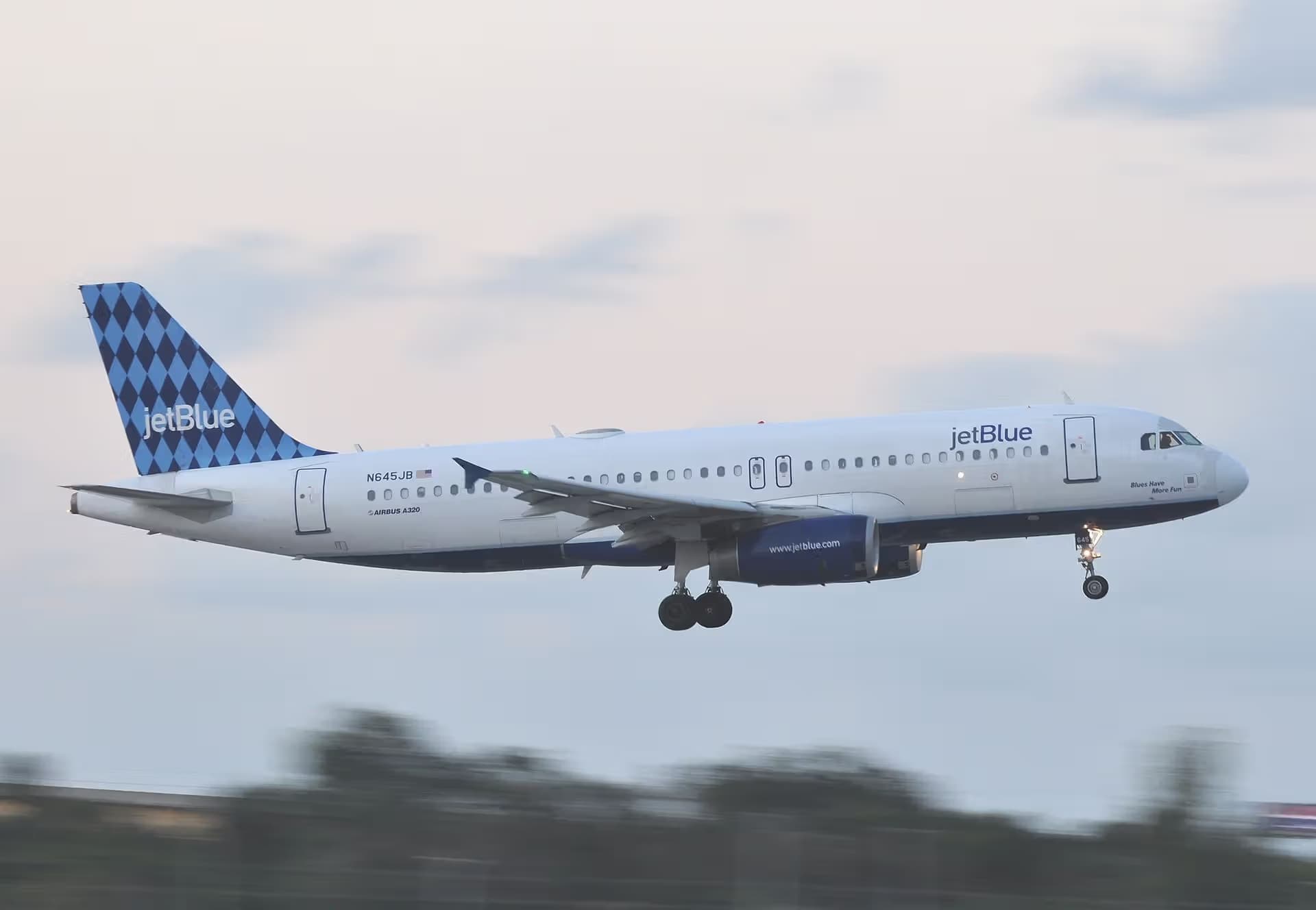 N645JB — Airbus