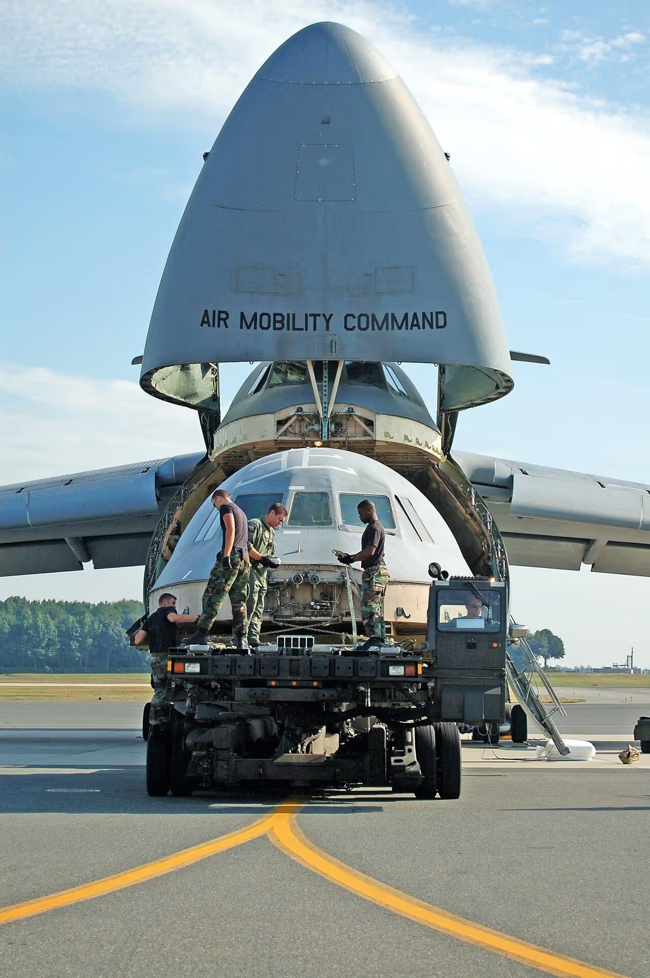 Unidentified — Aircraft at Robins Air Force Base