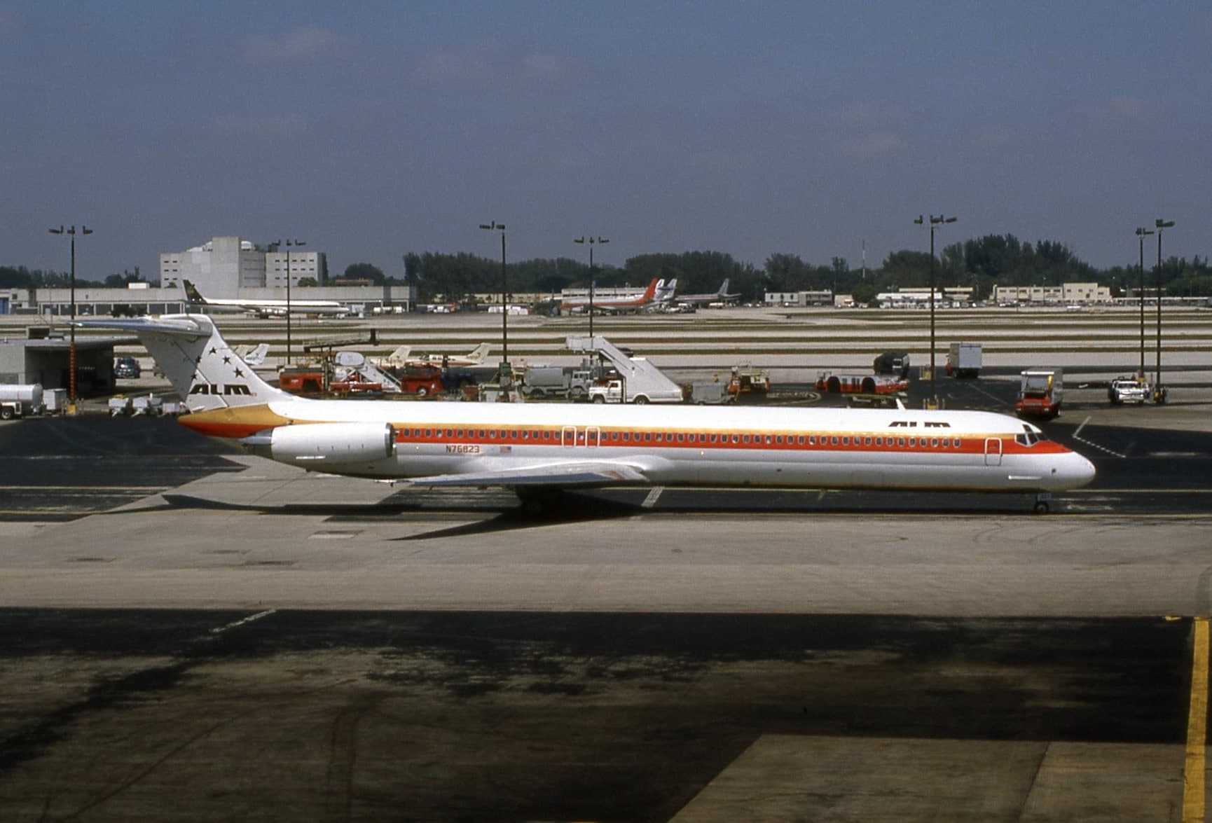 N76823 — Douglas