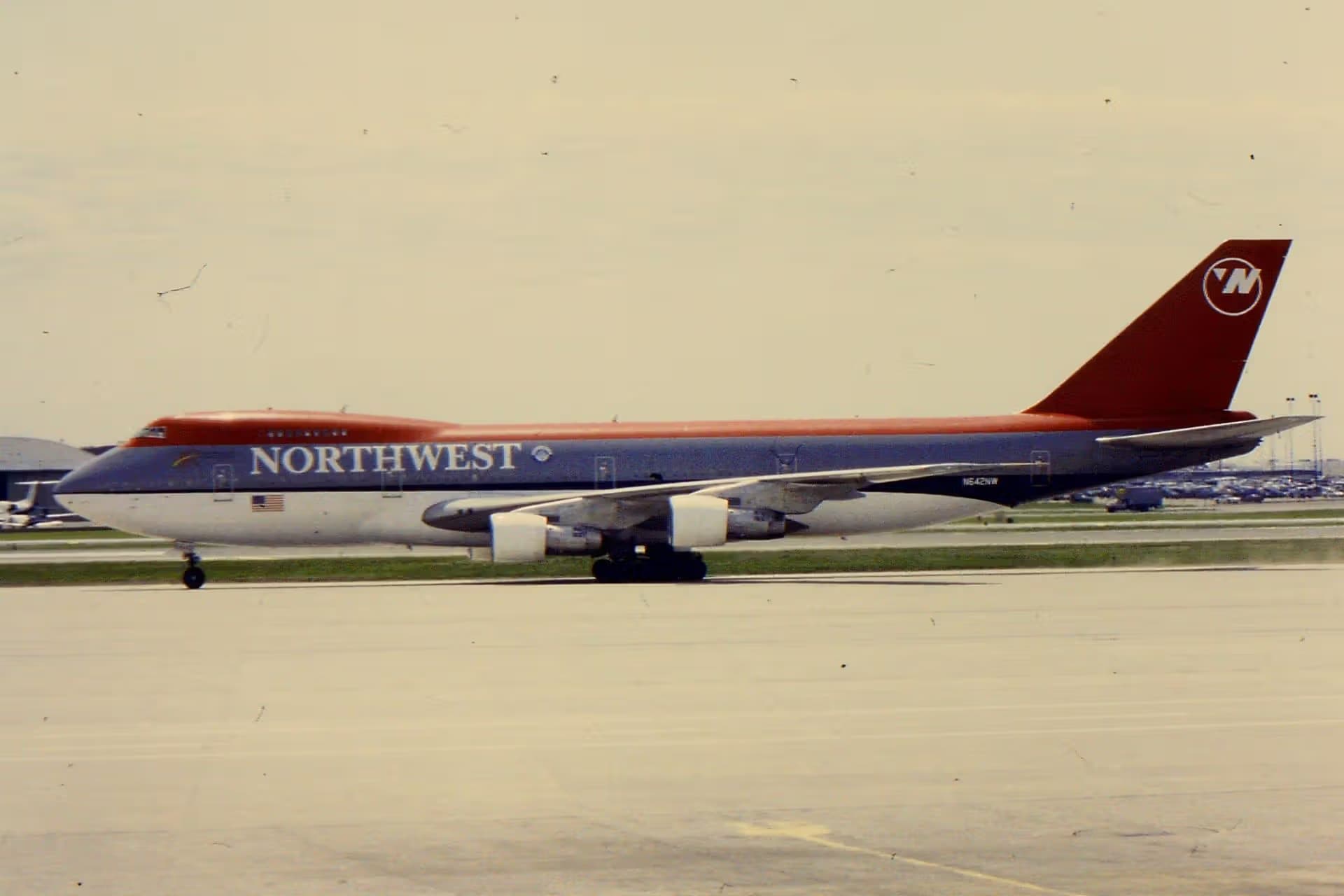 N642NW — Boeing
