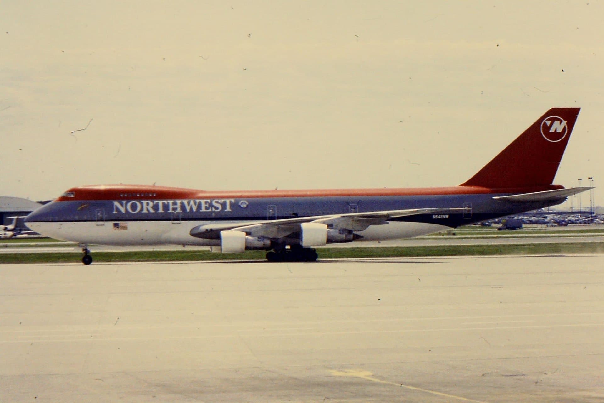 N642NW — Boeing