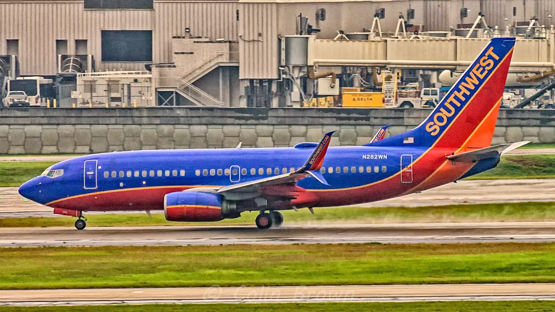 N282WN — Boeing