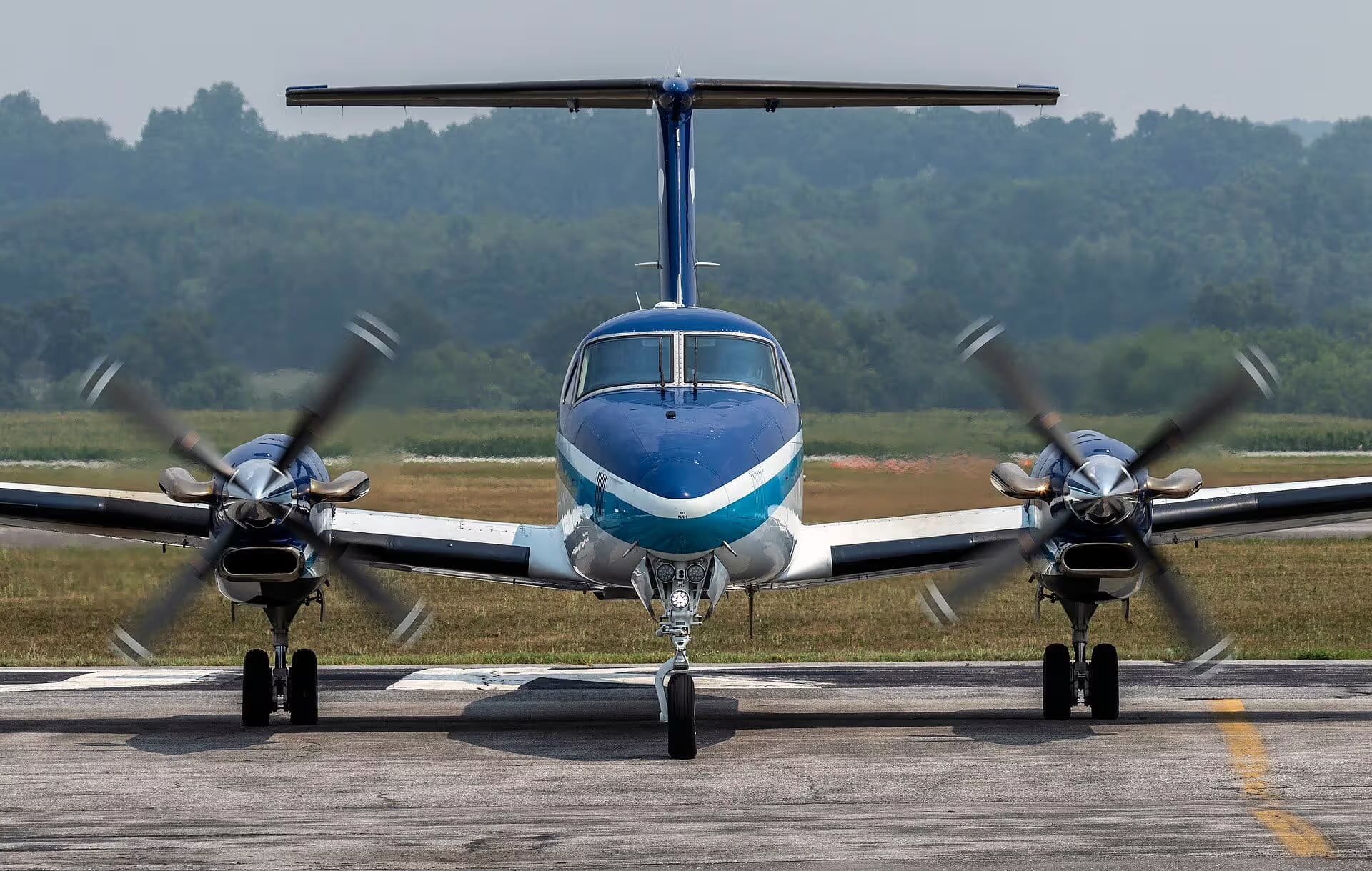 N68RF — Beechcraft