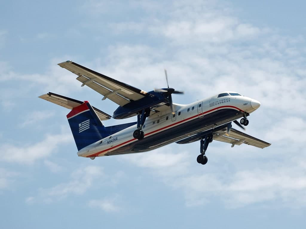 N941HA — Twin-engine aircraft
