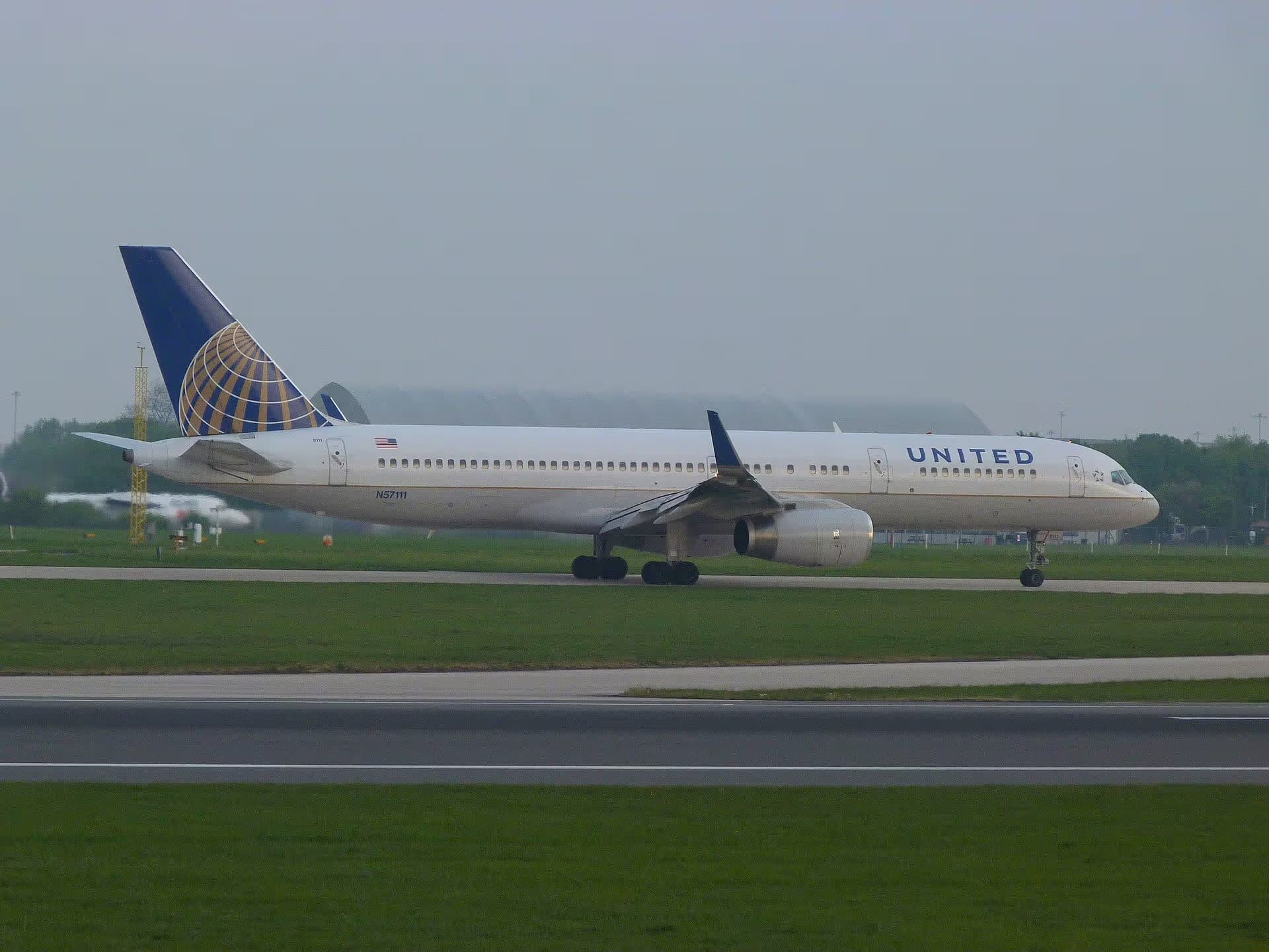 N57111 — Boeing at Manchester Airport