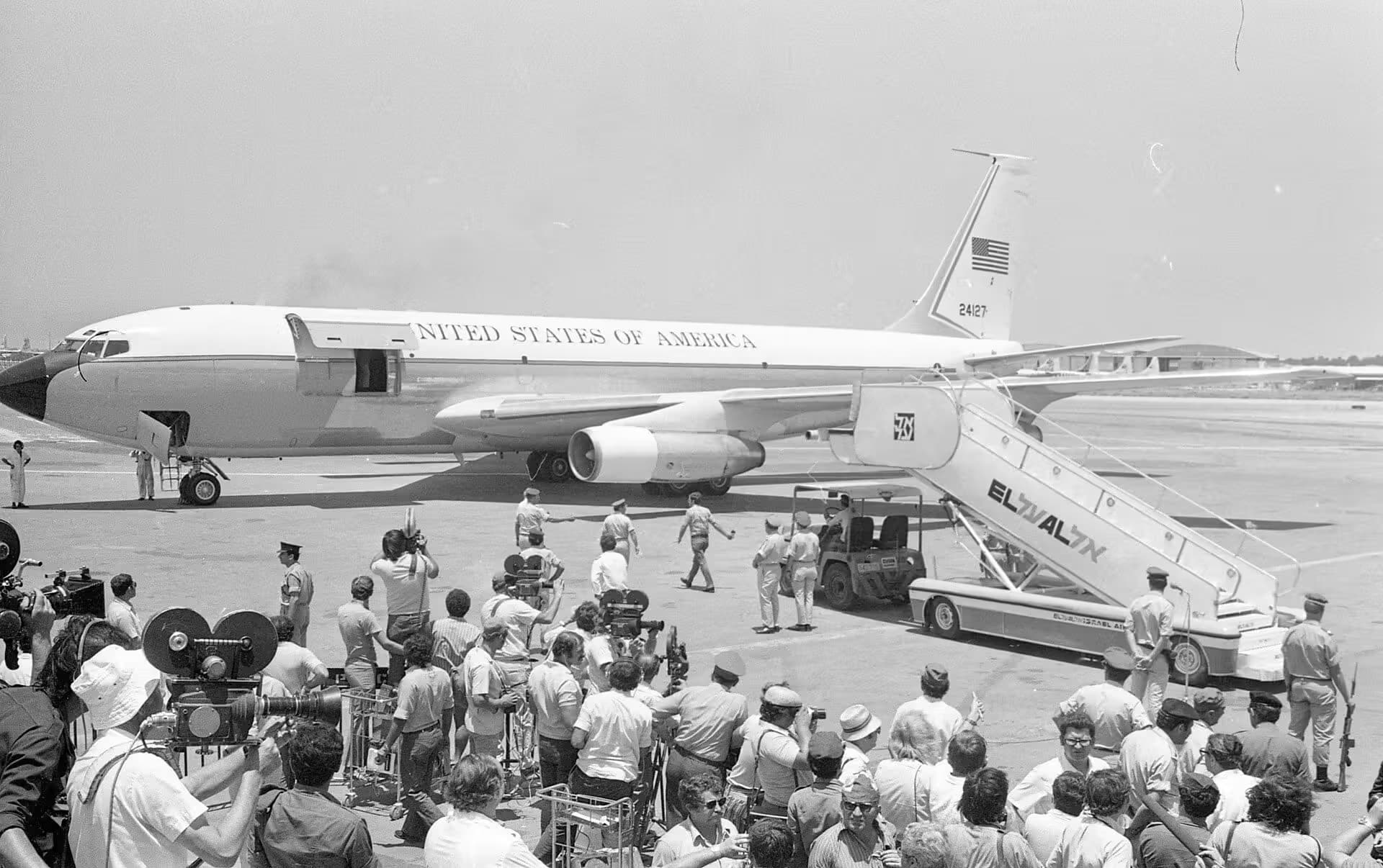 Unidentified — Boeing
