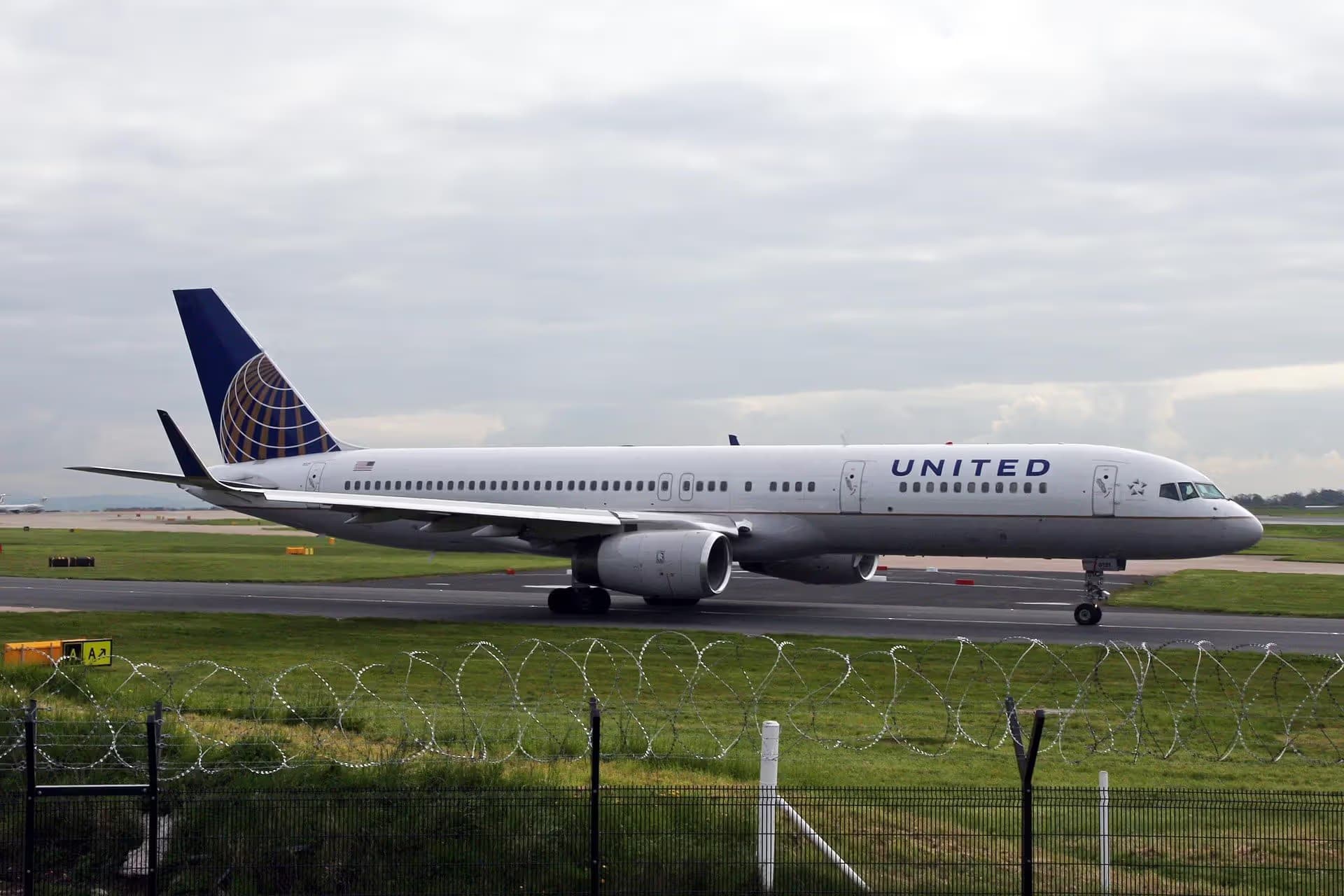 N14121 — Boeing