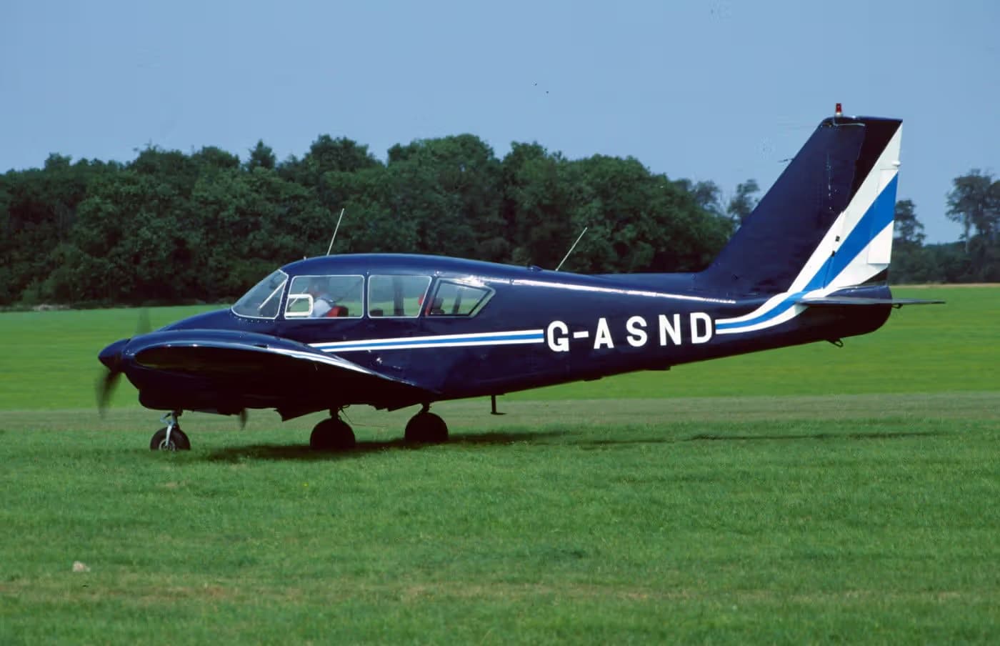 G-ASND — Aircraft