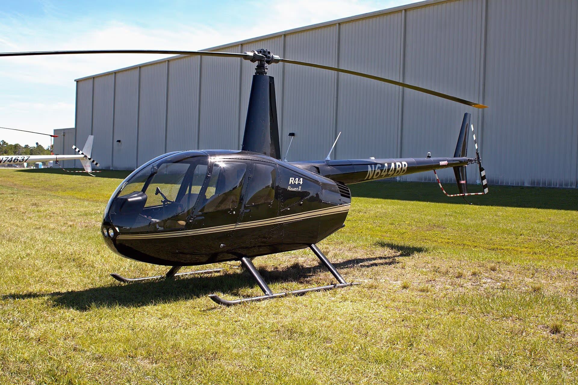 N644BB — Robinson