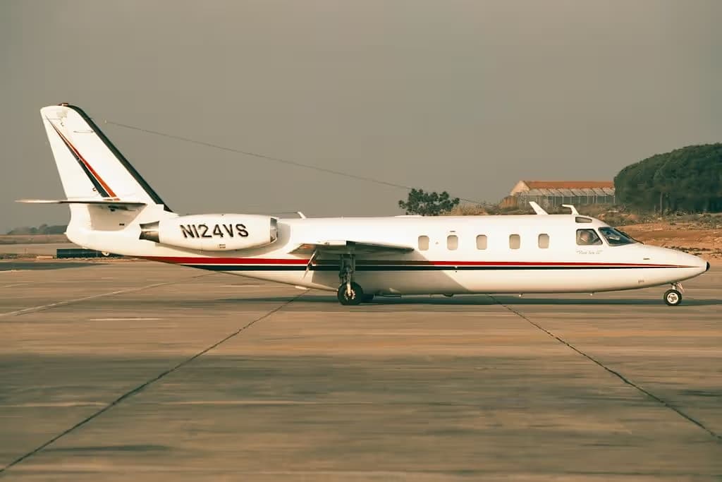 N124VS — Business jet