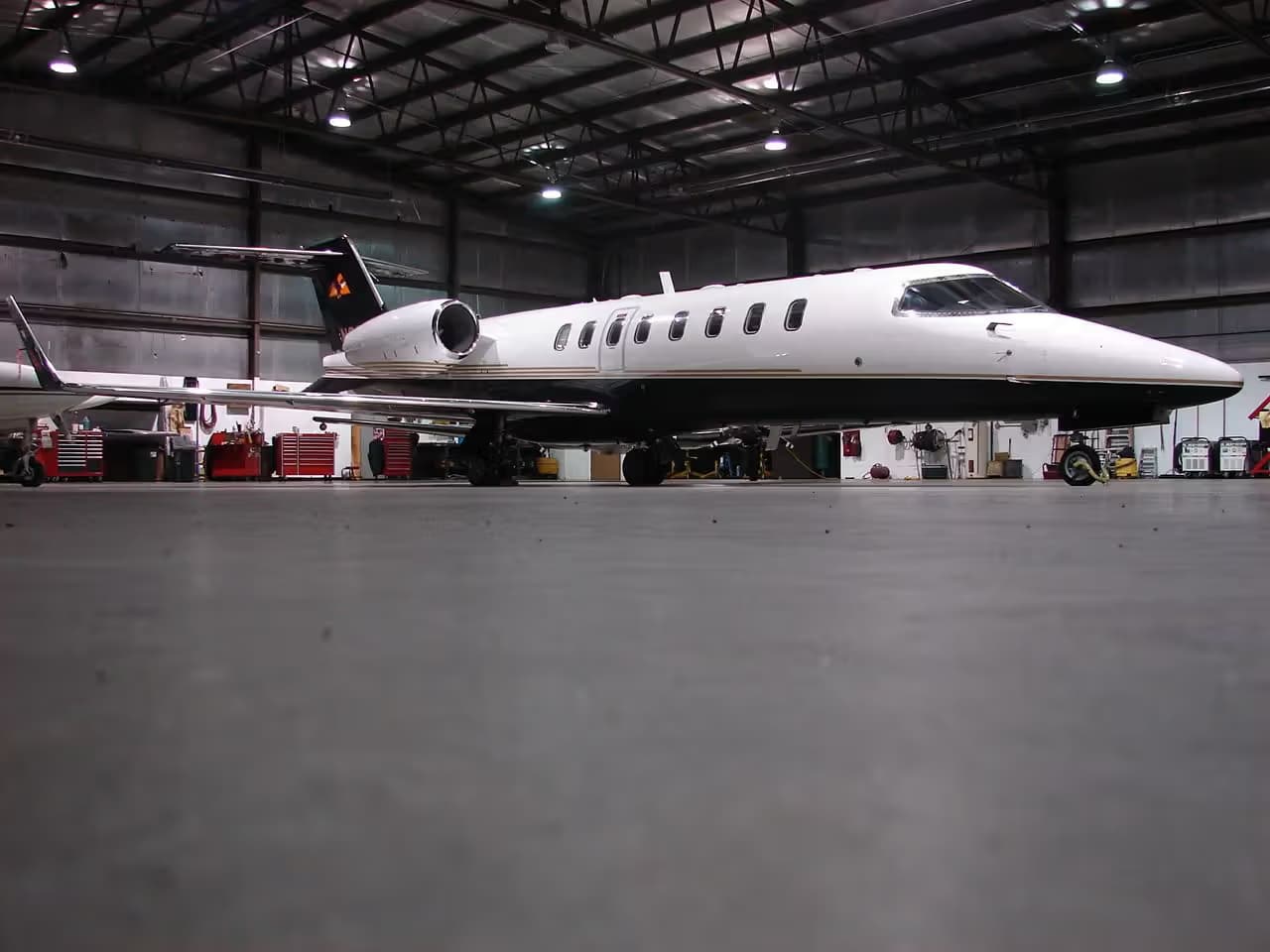 N334AF — Business jet
