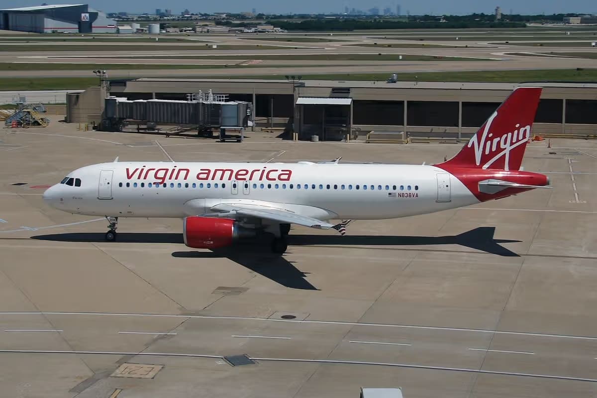 N838VA — Twin-engine aircraft