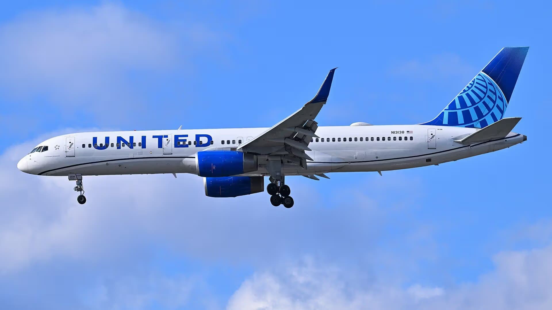 N13138 — Boeing