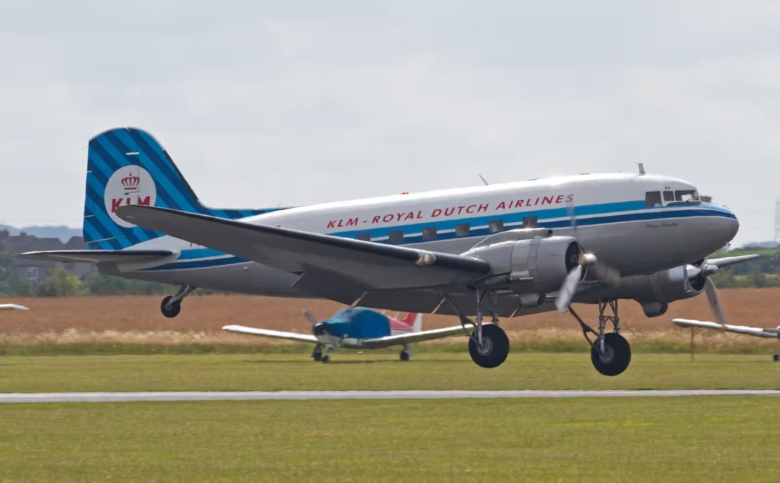 PH-PBA — Twin-engine aircraft