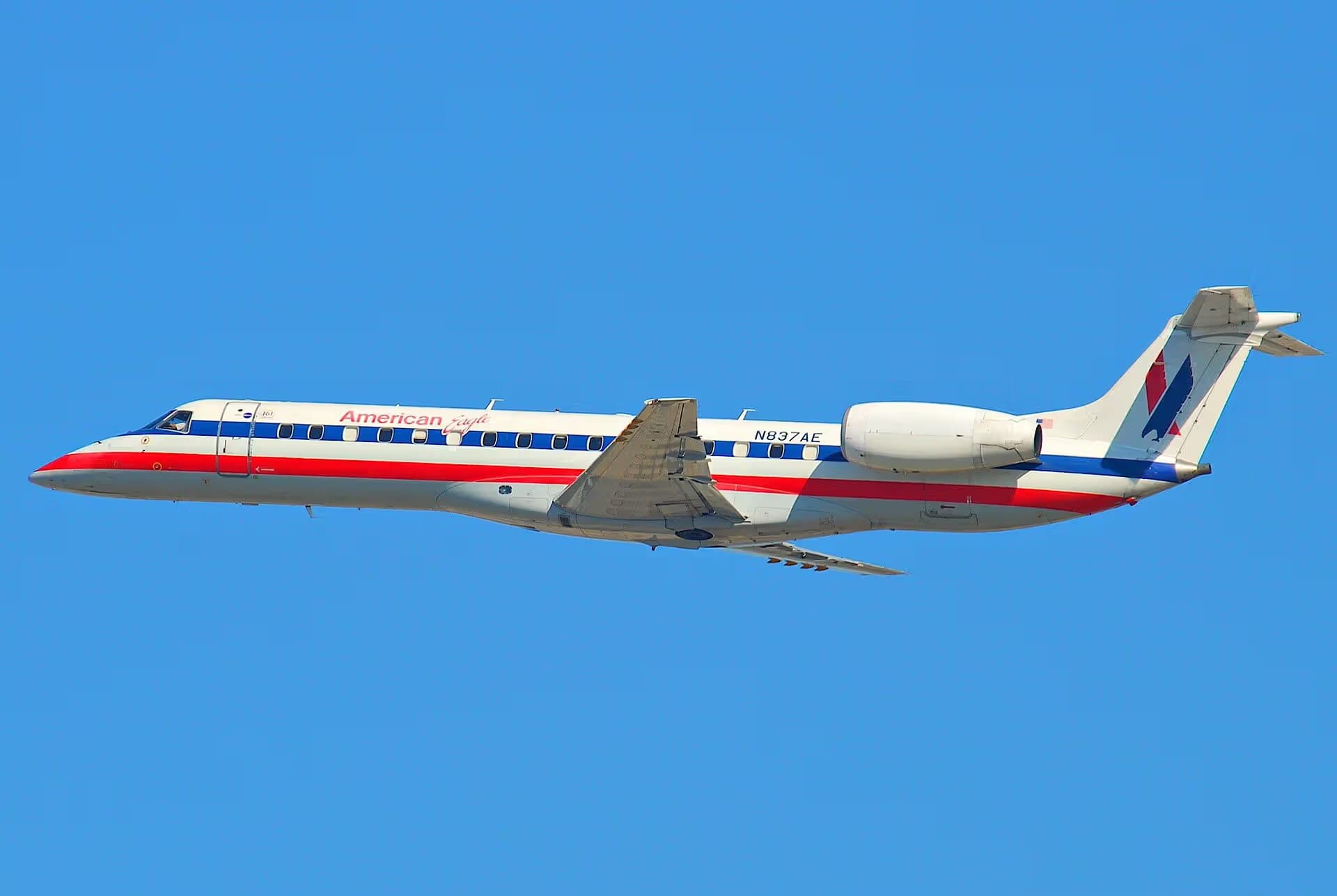 N837AE — Embraer