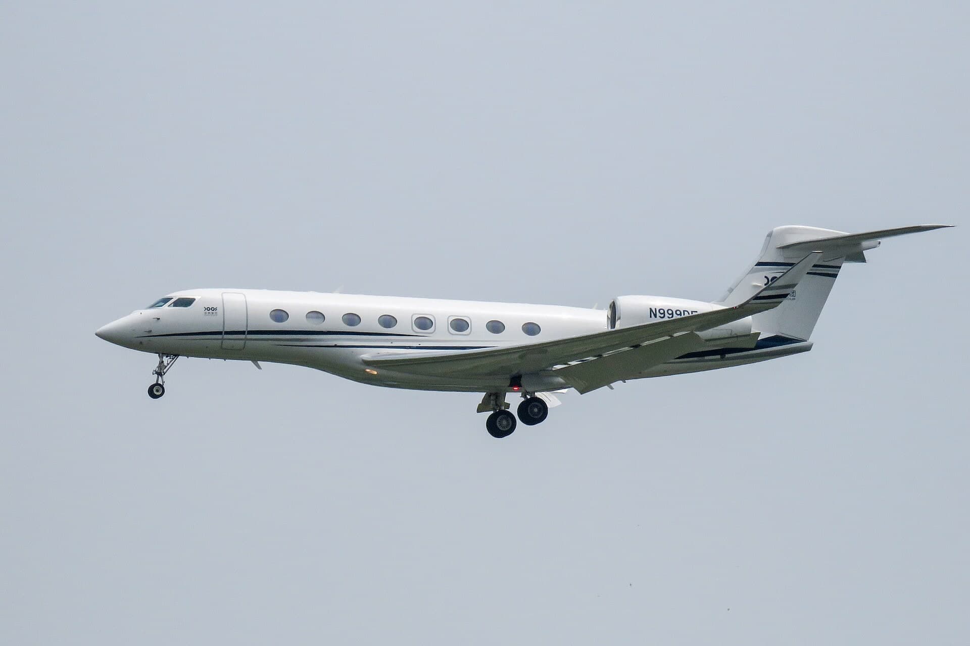 N999DF — Business jet