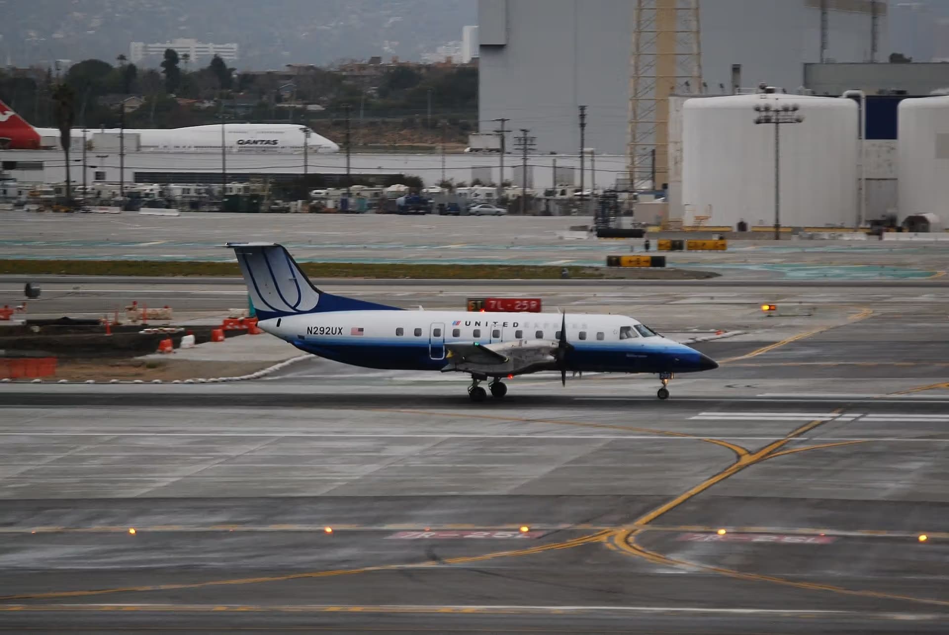 N292UX — Embraer