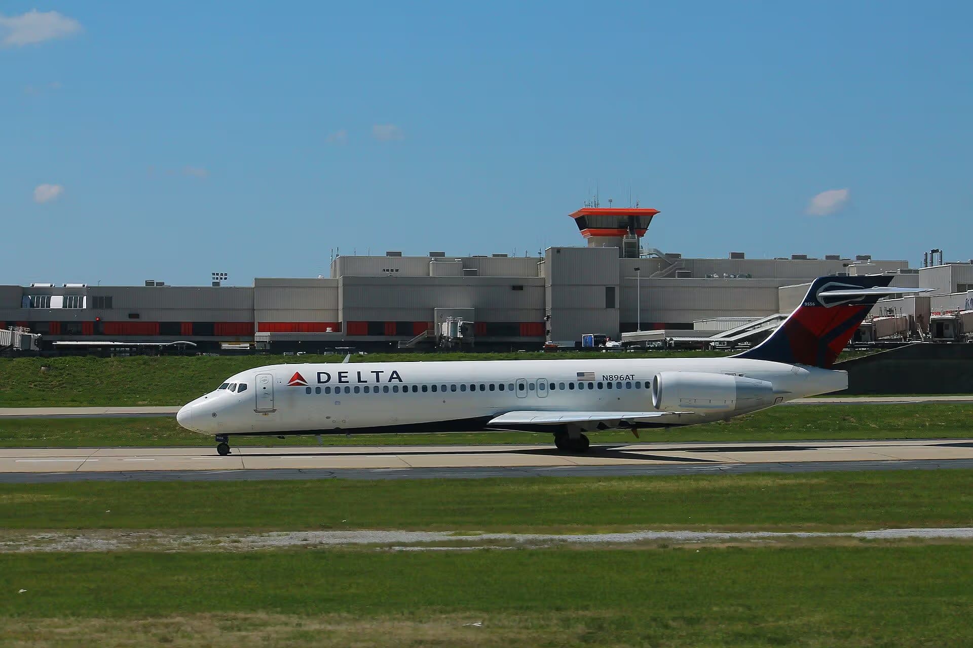N896AT — Boeing