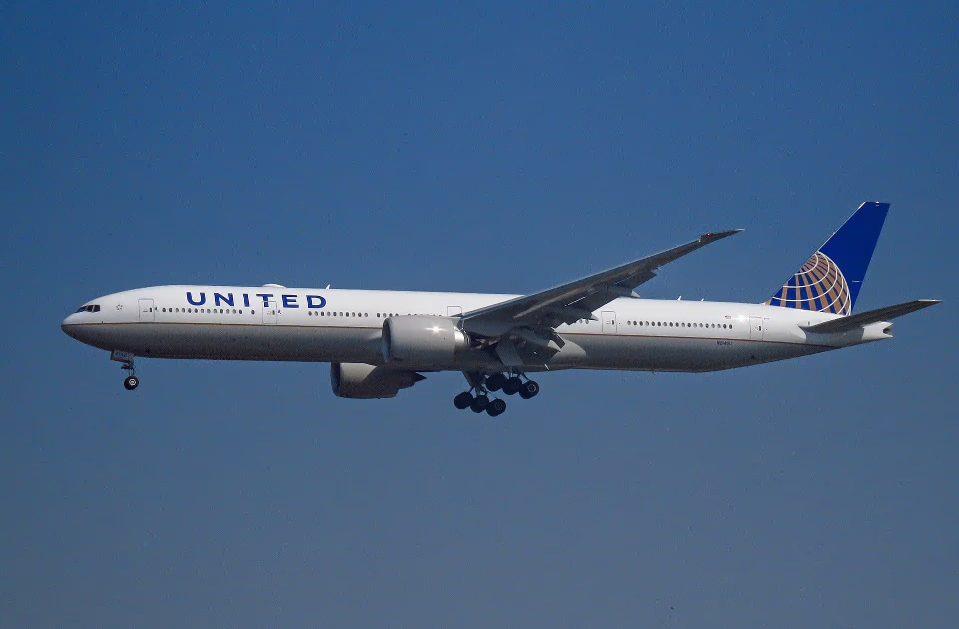 N2140U — Boeing