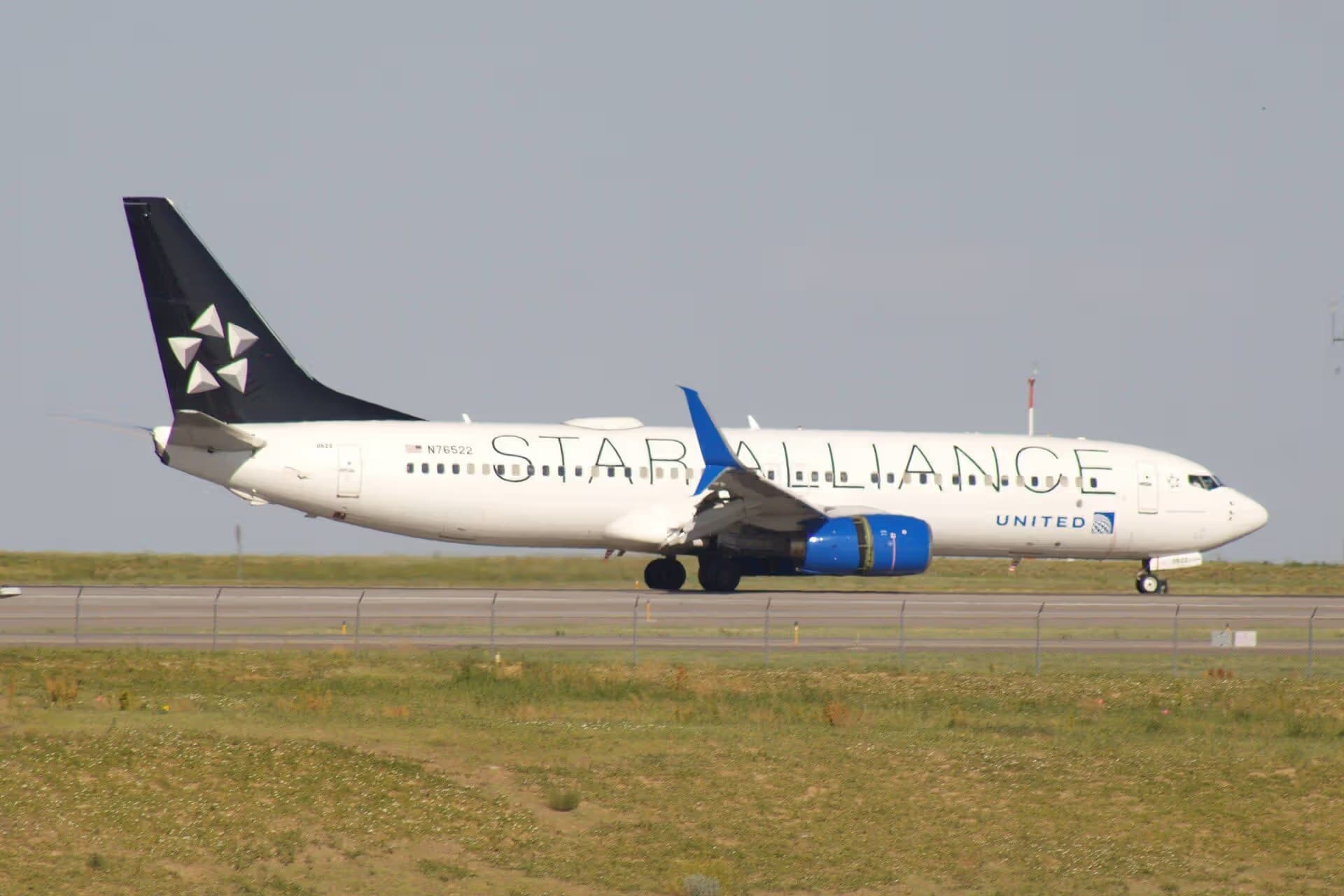 N76522 — Boeing