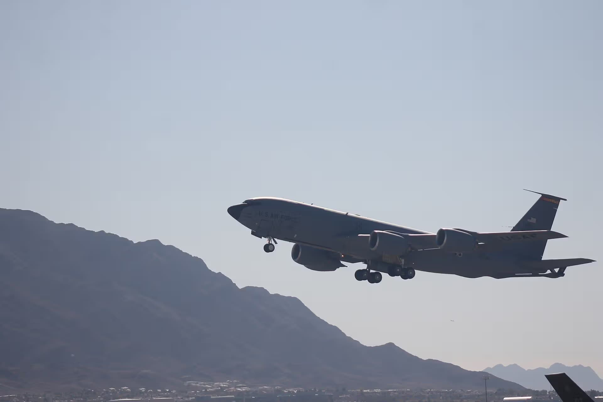 Unidentified — Aircraft