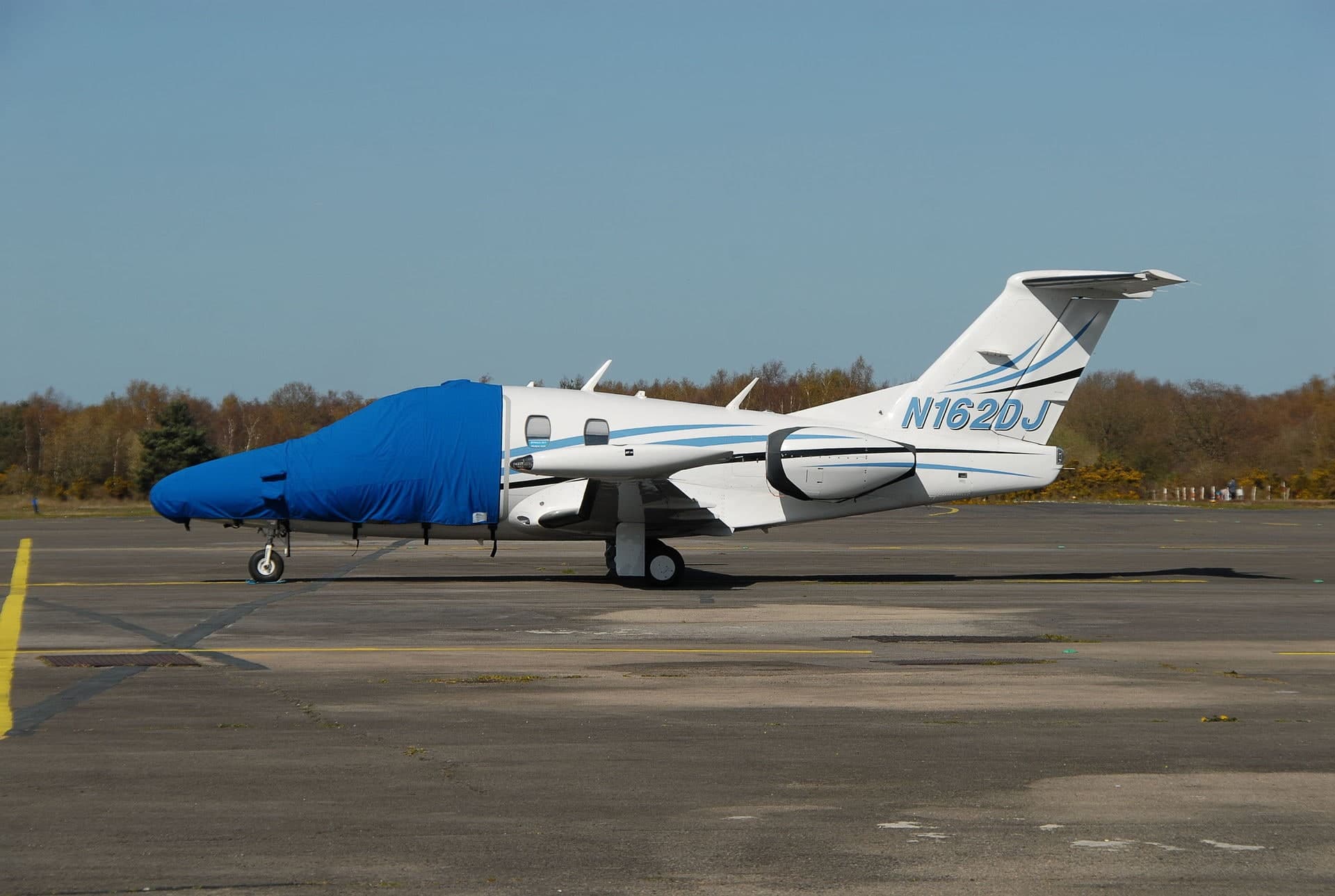 N162DJ — Business jet