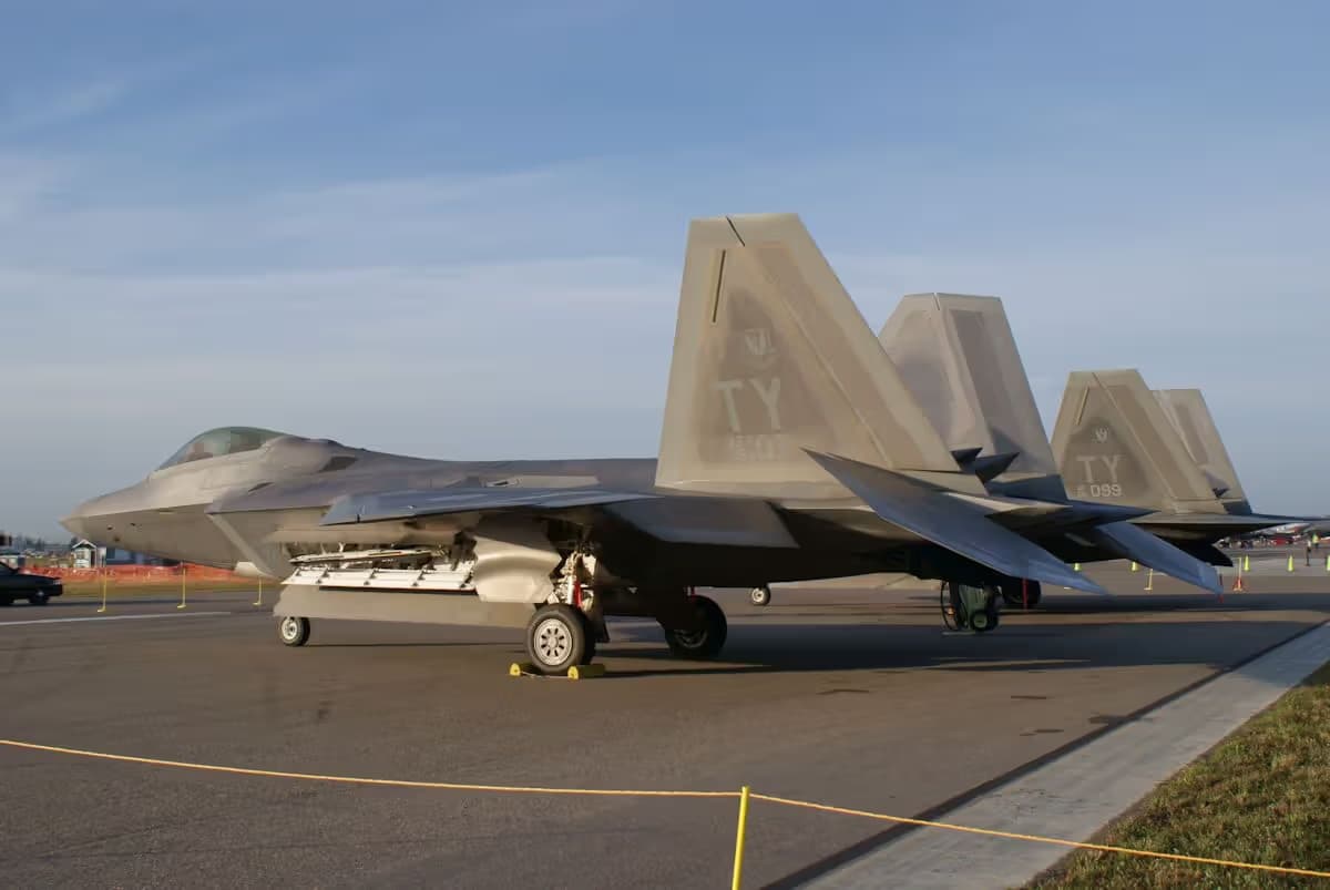 Unidentified — Aircraft