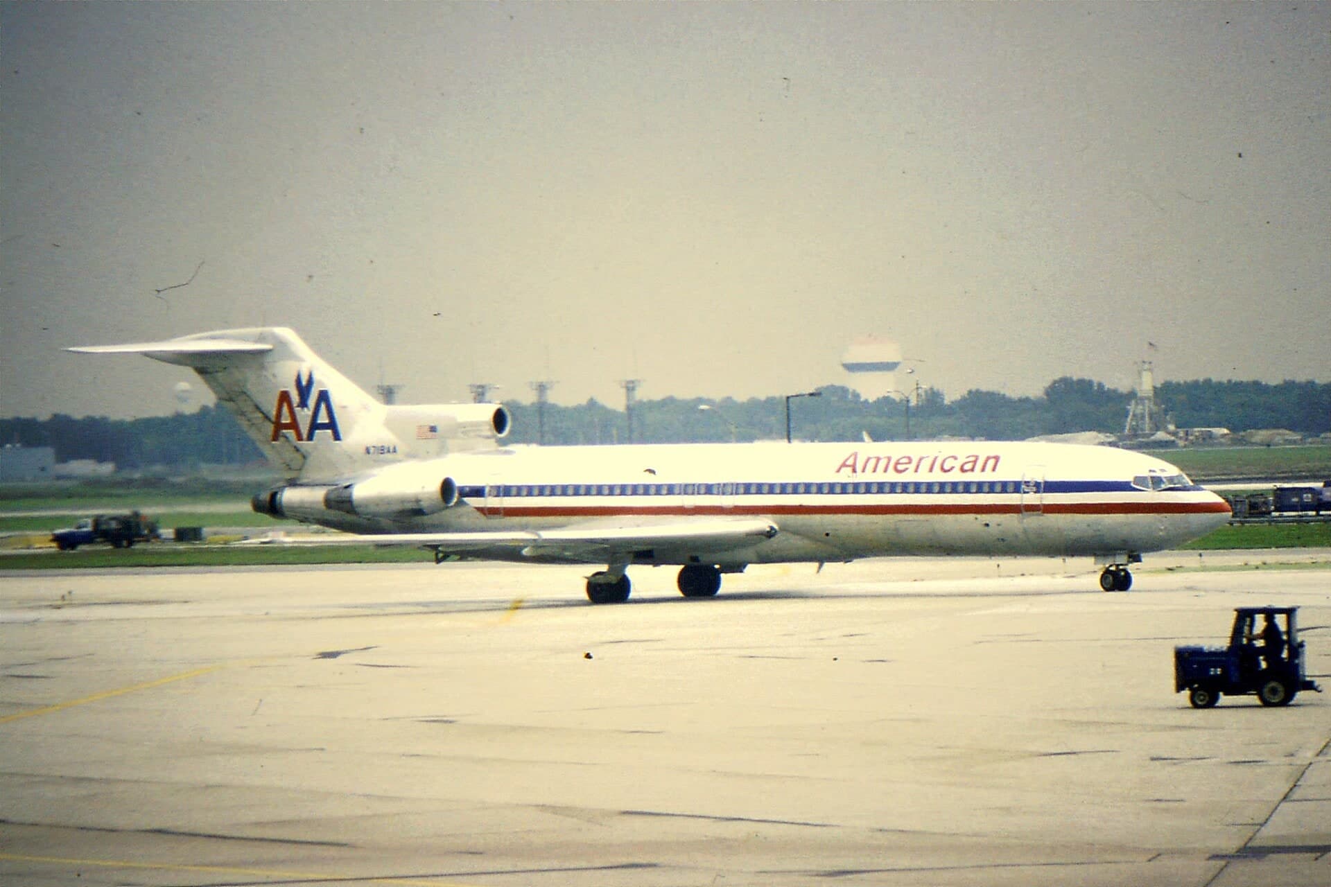 N719AA — Boeing