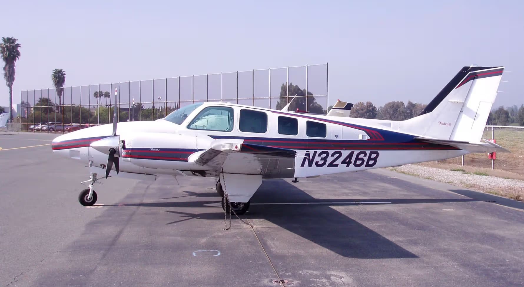 N3246B — Beechcraft