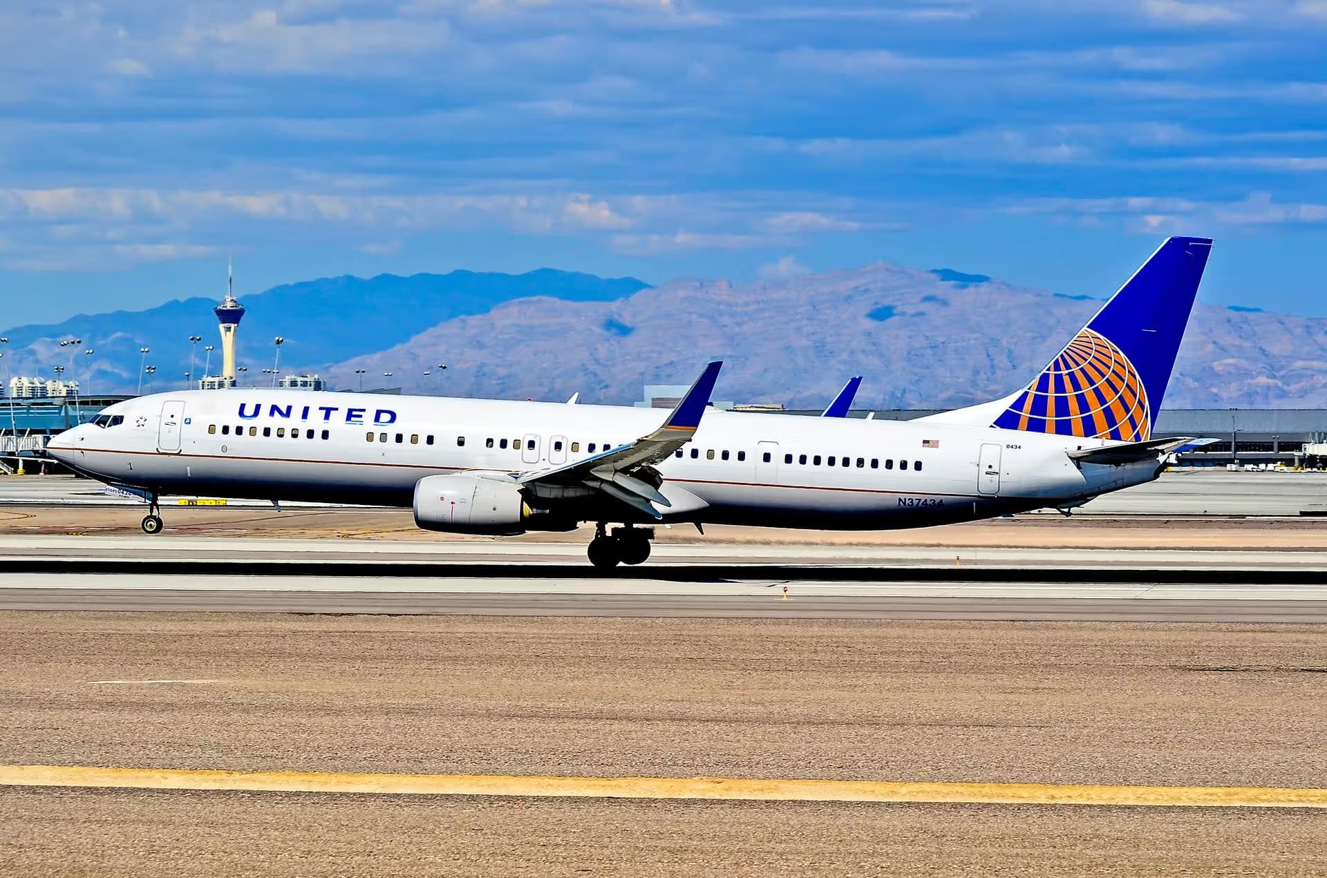 N37434 — Boeing