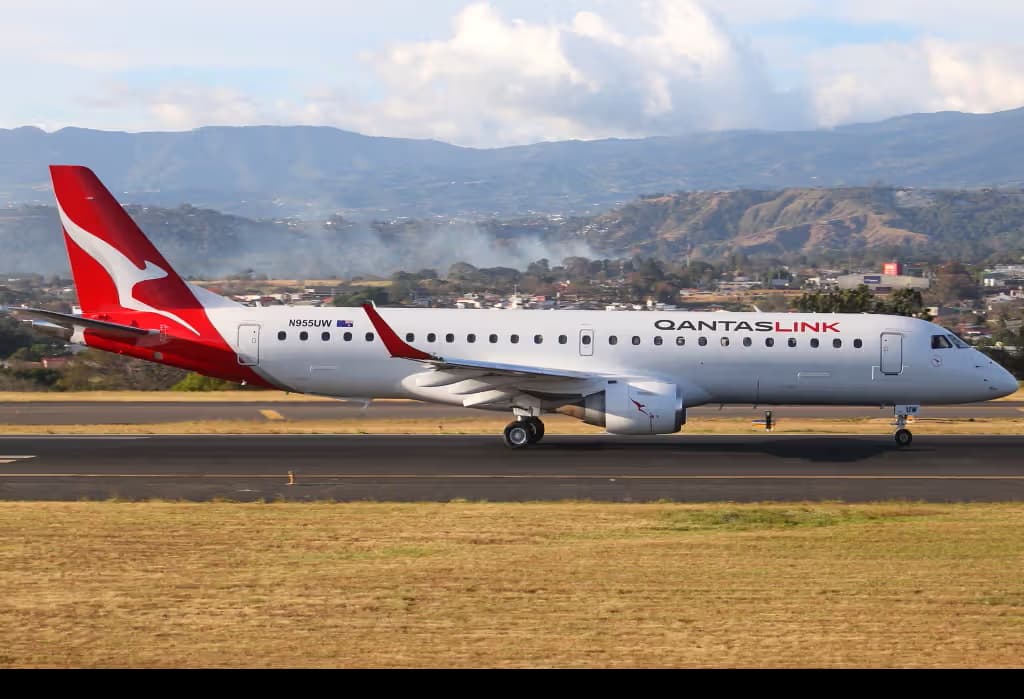 N955UW — Aircraft